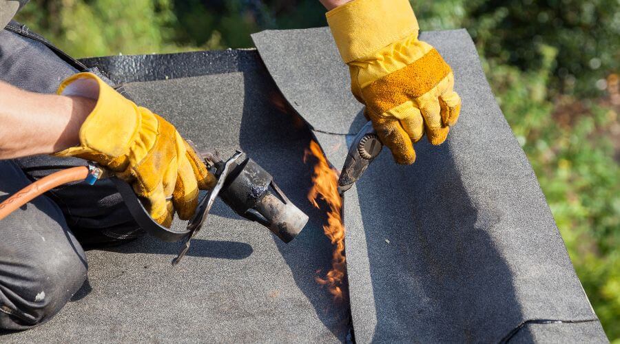Professional gutter cleaning in Bullhead, SD